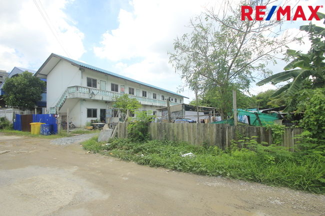 ขายกิจการหอพักอพาร์ทเม้นท์ 18ห้อง ที่ดิน 200ตารางวา ผู้เช่าเต็ม เลียบคลองสี่วาพาสวัสดิ์ ใกล้ศูนย์ดูแลผู้สูงอายุโรงพยาบาลศิริราช โรงเรียนวัดบางปิ้ง ถนนเศรษฐกิจ1 คุ้มค่าน่าลงทุน