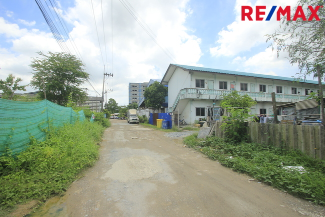 ขายกิจการหอพักอพาร์ทเม้นท์ 18ห้อง ที่ดิน 200ตารางวา ผู้เช่าเต็ม เลียบคลองสี่วาพาสวัสดิ์ ใกล้ศูนย์ดูแลผู้สูงอายุโรงพยาบาลศิริราช โรงเรียนวัดบางปิ้ง ถนนเศรษฐกิจ1 คุ้มค่าน่าลงทุน