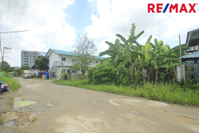 ขายกิจการหอพักอพาร์ทเม้นท์ 18ห้อง ที่ดิน 200ตารางวา ผู้เช่าเต็ม เลียบคลองสี่วาพาสวัสดิ์ ใกล้ศูนย์ดูแลผู้สูงอายุโรงพยาบาลศิริราช โรงเรียนวัดบางปิ้ง ถนนเศรษฐกิจ1 คุ้มค่าน่าลงทุน