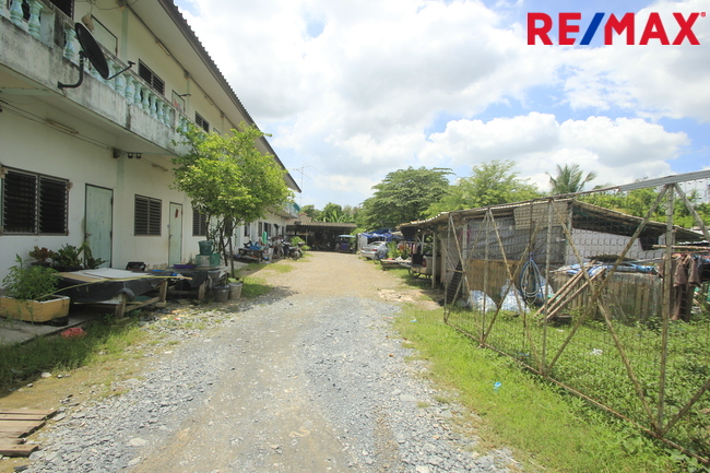 ขายกิจการหอพักอพาร์ทเม้นท์ 18ห้อง ที่ดิน 200ตารางวา ผู้เช่าเต็ม เลียบคลองสี่วาพาสวัสดิ์ ใกล้ศูนย์ดูแลผู้สูงอายุโรงพยาบาลศิริราช โรงเรียนวัดบางปิ้ง ถนนเศรษฐกิจ1 คุ้มค่าน่าลงทุน