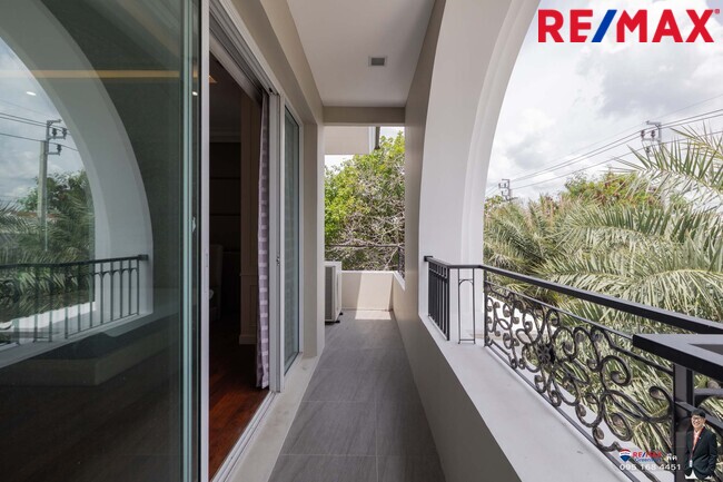 บ้านหรูบางนา TwoGrandeMonaco บางนา-วงแหวน (หลังมุม) บ้านเลขมงคล8 ร่มรื่น ใกล้เมกาบางนา