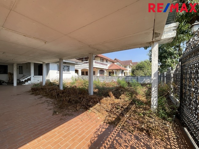 ขายบ้านศรีนครินทร์ หมู่บ้านเอกไพลิน ศรีด่าน 6 บางนา อ่อนนุช สุวรรณภูมิ ใกล้โรงเรียนนานาชาติและศูนย์การค้ามากมาย