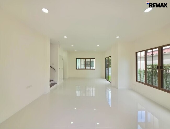 ขายบ้านเดี่ยว บุราสิริ ราชพฤกษ์–แจ้งวัฒนะ รีโนเวทใหม่ พร้อมอยู่ 5.39 ล้านบาท