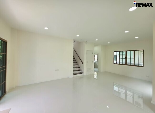 ขายบ้านเดี่ยว บุราสิริ ราชพฤกษ์–แจ้งวัฒนะ รีโนเวทใหม่ พร้อมอยู่ 5.39 ล้านบาท