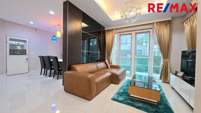 ขายบ้านเดี่ยว หมู่บ้านแกรนด์ คาซ่า ตากสินพระราม2 ซอย28 บ้านหรูจอมทองบางมด Casa Grand Taksin-Rama2