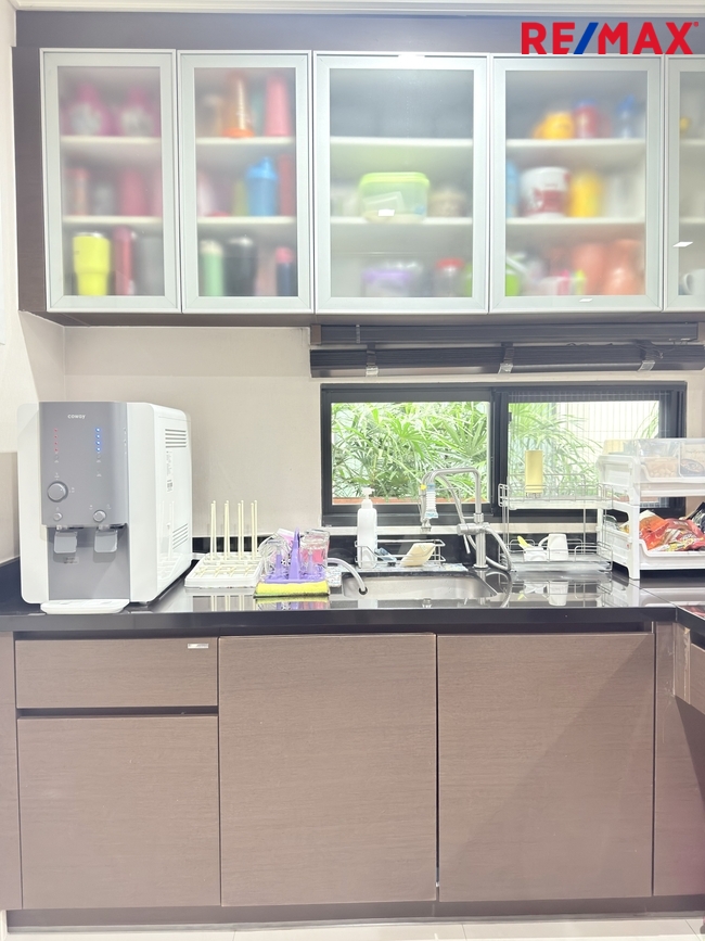 ขายบ้านเดี่ยว หมู่บ้าน เศรษฐสิริ ราชพฤกษ์-จรัญ 187 วา หลังมุม พร้อมเรือนรับรอง