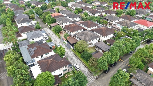 ขายบ้านเดี่ยว หมู่บ้าน เศรษฐสิริ ราชพฤกษ์-จรัญ 187 วา หลังมุม พร้อมเรือนรับรอง