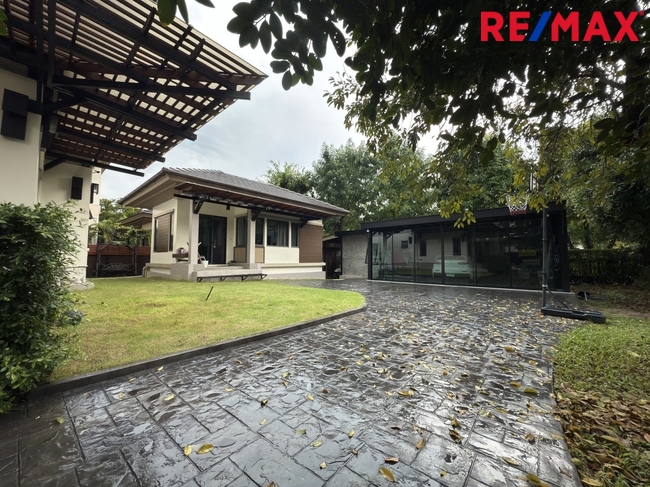 ขายบ้านเดี่ยว หมู่บ้าน เศรษฐสิริ ราชพฤกษ์-จรัญ 187 วา หลังมุม พร้อมเรือนรับรอง