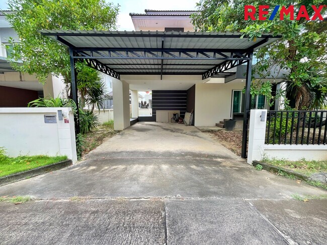 ขายบ้านเดี่ยว ซื่อตรงโคซี่ บางบัวทอง–340 (เฟส 5) แบบ Merit | 60 ตร.วา | ราคา 3.3 ล้านบาท | ทำเลบางบัวทอง นนทบุรี