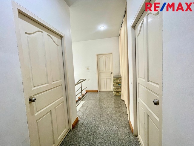 ขายบ้านเดี่ยวลาซาล–แบริ่ง 39 สุขุมวิท บางนา อ่อนนุช สุวรรณภูมิ BTS สายสีเขียวและสายสีเหลือง ใกล้โรงเรียนนานาชาติและสนามบินสุวรรณภูมิ Single House for Sale — Lasalle–Bearing 39, Sukhumvit