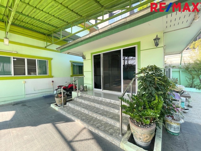 ขายบ้านเดี่ยวลาซาล–แบริ่ง 39 สุขุมวิท บางนา อ่อนนุช สุวรรณภูมิ BTS สายสีเขียวและสายสีเหลือง ใกล้โรงเรียนนานาชาติและสนามบินสุวรรณภูมิ Single House for Sale — Lasalle–Bearing 39, Sukhumvit