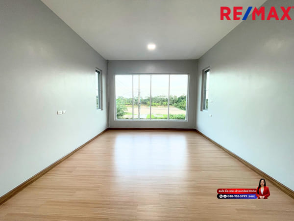 บ้านนิมิตใหม่ 59 I เคซี เลค แลนด์ บ้านสั่งสร้าง บริษัท SC Grand ประกันโครงสร้าง 20 ปี หัวมุม ประตูรั้วหน้าบ้านกว้าง 9 เมตรและมีประตูรั้วเข้าออกได้ 2 ด้าน