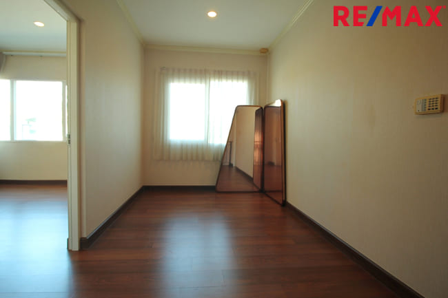 ขายบ้านเดี่ยว ลัดดารมย์ อิลิแกนซ์ วงแหวน สาทร มีห้องนอนชั้น1 ตกแต่งสวย 80 ตร.ว