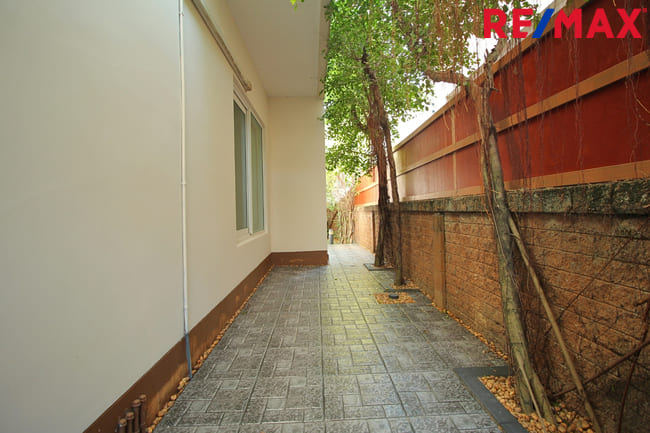 ขายบ้านเดี่ยว ลัดดารมย์ อิลิแกนซ์ วงแหวน สาทร มีห้องนอนชั้น1 ตกแต่งสวย 80 ตร.ว