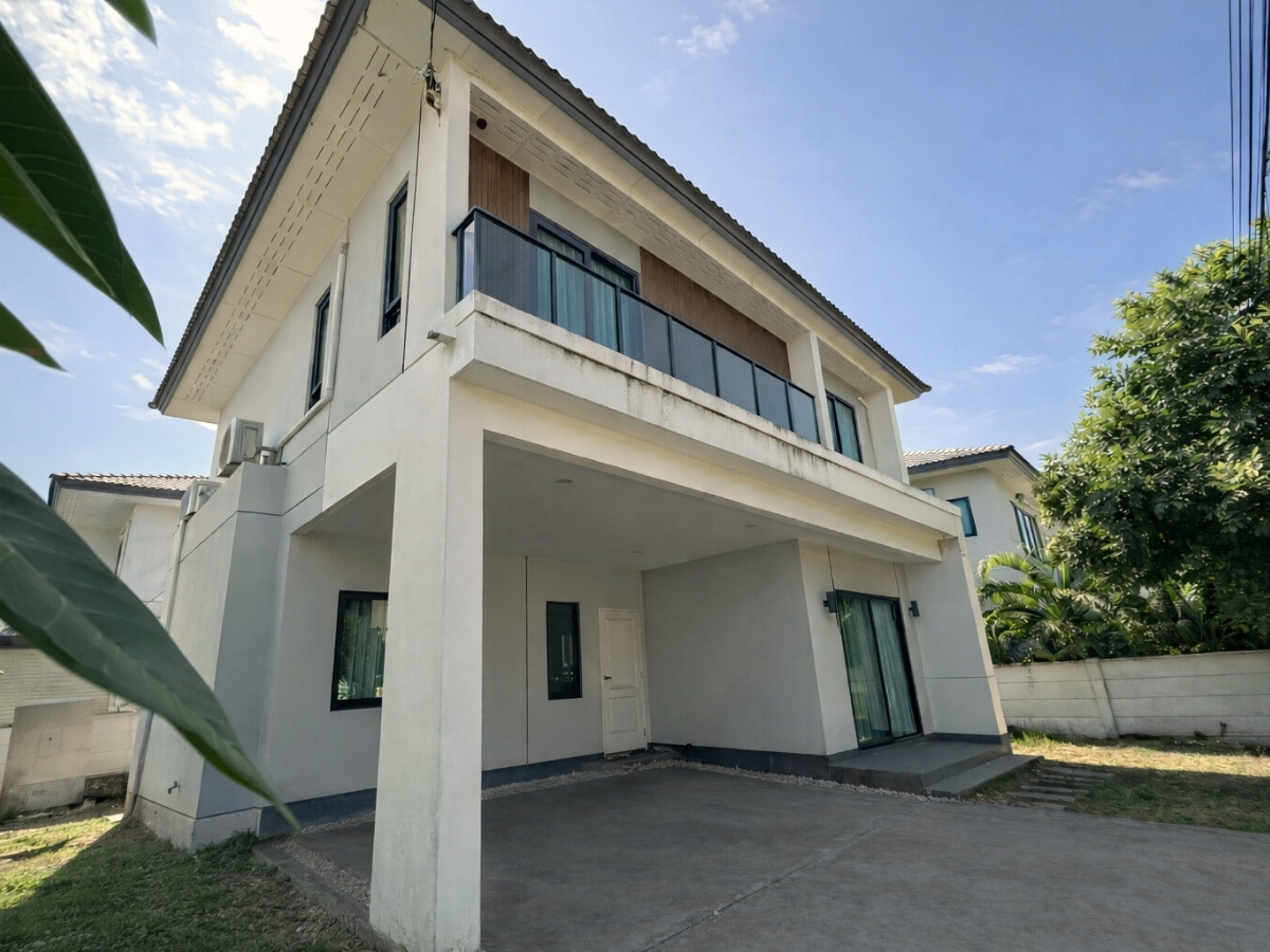 ขายบ้าน เซนโทร วงแหวน-จตุโชติ 4 นอน 5 น้ำ