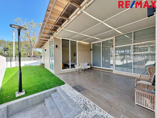 ขายบ้านชั้นเดียวสไตล์ Penthouse หมู่บ้าน ชัยพฤกษ์ วัดลาดปลาดุก วงแหวน–รัตนาธิเบศร์