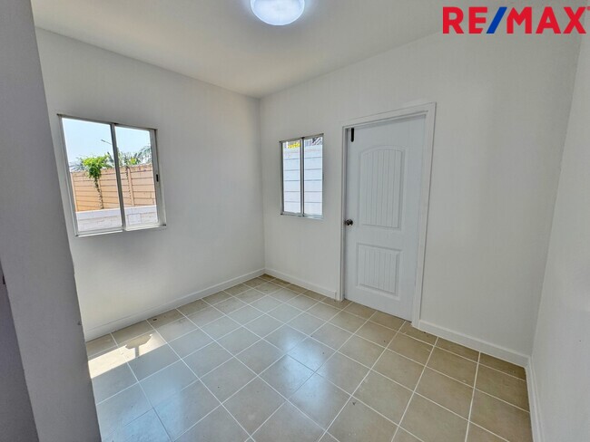 ขายบ้านเดี่ยว The Plant ราชพฤกษ์ หลังริม 66 ตร.วา | ราคาถูกที่สุดในโครงการ | ใกล้วงเวียนพระราม 5โครงการติดถนนใหญ่