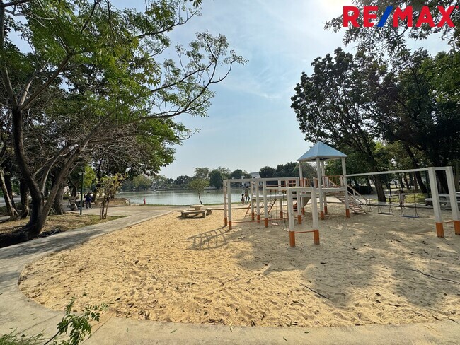 ขายบ้านเดี่ยว Perfect Place รัตนาธิเบศร์–ไทรม้า บ้านเดี่ยวทำเลดี หน้าบ้านไม่ชนใคร ราคาถูกที่สุดในโครงการ ถนนรัตนาธิเบศร์ ใกล้รถไฟฟ้าสายสีม่วง