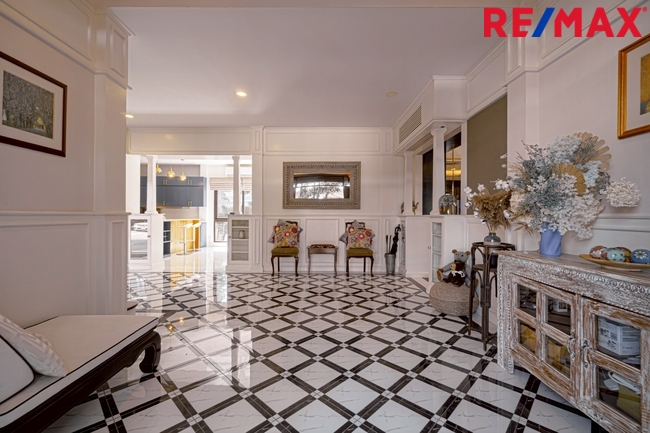 ขายบ้านหรูสุขสวัสดิ์39 THE CITY สาทร-สุขสวัสดิ์ (หลังมุม) แต่งสวย ขายขาดทุน