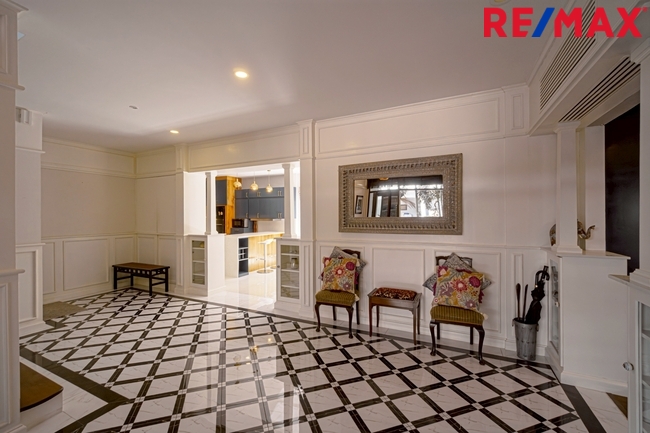 ขายบ้านหรูสุขสวัสดิ์39 THE CITY สาทร-สุขสวัสดิ์ (หลังมุม) แต่งสวย ขายขาดทุน