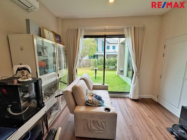 ขายบ้านเดี่ยวหลังริม บางกอกบูเลอวาร์ด เวสต์เกต | 83 ตร.ว. บิ้วท์อินทั้งหลัง ราคาพิเศษ 11.99 ล้าน