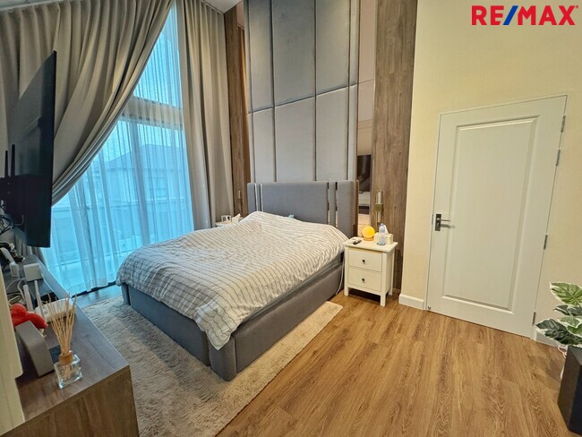 ขายบ้านเดี่ยวหลังริม บางกอกบูเลอวาร์ด เวสต์เกต | 83 ตร.ว. บิ้วท์อินทั้งหลัง ราคาพิเศษ 11.99 ล้าน