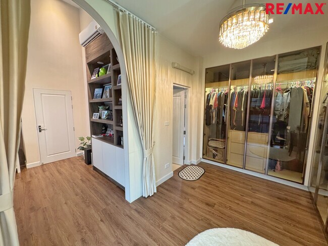 ขายบ้านเดี่ยวหลังริม บางกอกบูเลอวาร์ด เวสต์เกต | 83 ตร.ว. บิ้วท์อินทั้งหลัง ราคาพิเศษ 11.99 ล้าน