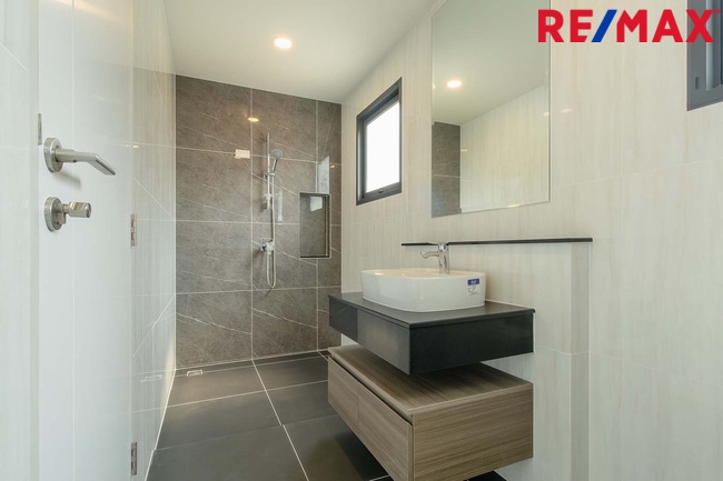 บ้านเดี่ยว THE CITY กัลปพฤกษ์ ติดถนนกัลปพฤกษ์ บ้านใหม่ รุ่นใหญ่ที่สุด