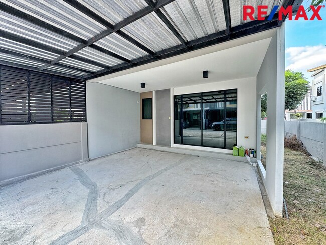 ขายบ้านแฝดหลังมุม เดอะ ทรัสต์ ราชพฤกษ์–รัตนาธิเบศร์ (โครงการ 3) ราคาถูกที่สุดในโครงการ (The Trust Ratchaphruek-Rattanathibet)