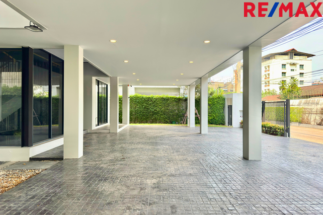 ขายโฮมออฟฟิศ Home Office โครงการ Penton อารีย์ ใจกลางเมือง 5 ชั้น 140 ตารางวา ทำเลดีมาก