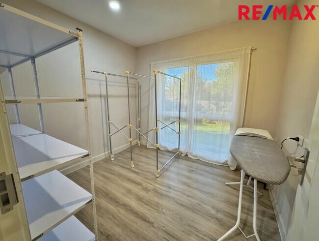 ขายขาดทุนกว่าล้าน! บ้านเดี่ยVenue Flow แจ้งวัฒนะ หลังใหญ่ 73 ตร.ว. ตำแหน่ง Rare Item วิวสวนส่วนกลางหน้าบ้าน (ไม่ชนใคร) 5 นอน สภาพใหม่พร้อมอยู่