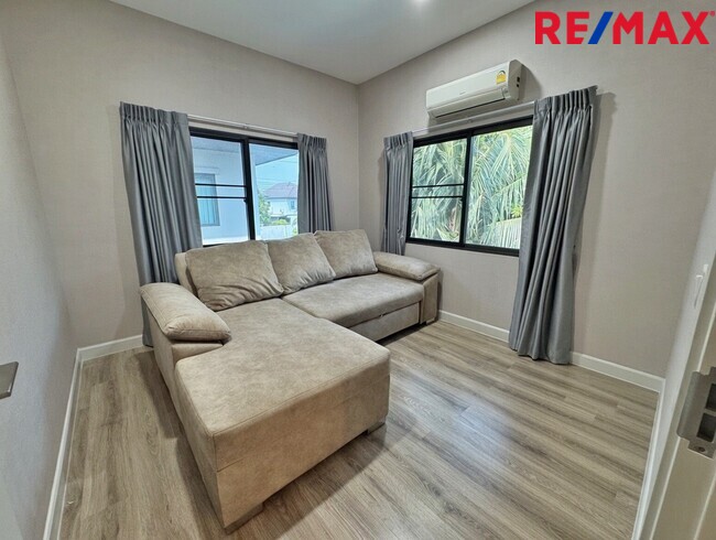 ขายขาดทุนกว่าล้าน! บ้านเดี่ยVenue Flow แจ้งวัฒนะ หลังใหญ่ 73 ตร.ว. ตำแหน่ง Rare Item วิวสวนส่วนกลางหน้าบ้าน (ไม่ชนใคร) 5 นอน สภาพใหม่พร้อมอยู่