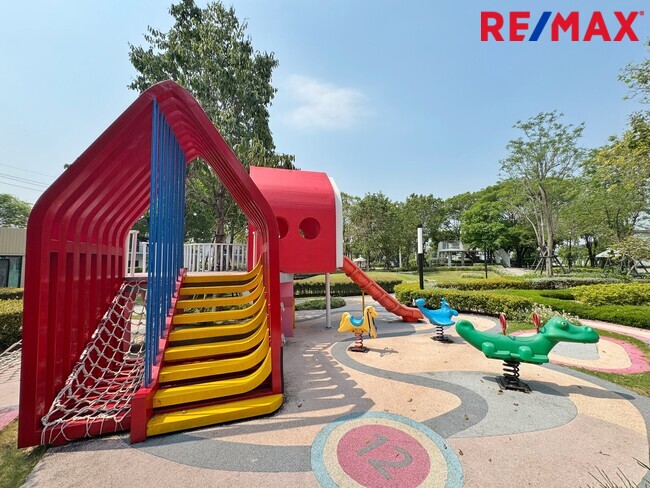 ขายขาดทุนกว่าล้าน! บ้านเดี่ยVenue Flow แจ้งวัฒนะ หลังใหญ่ 73 ตร.ว. ตำแหน่ง Rare Item วิวสวนส่วนกลางหน้าบ้าน (ไม่ชนใคร) 5 นอน สภาพใหม่พร้อมอยู่