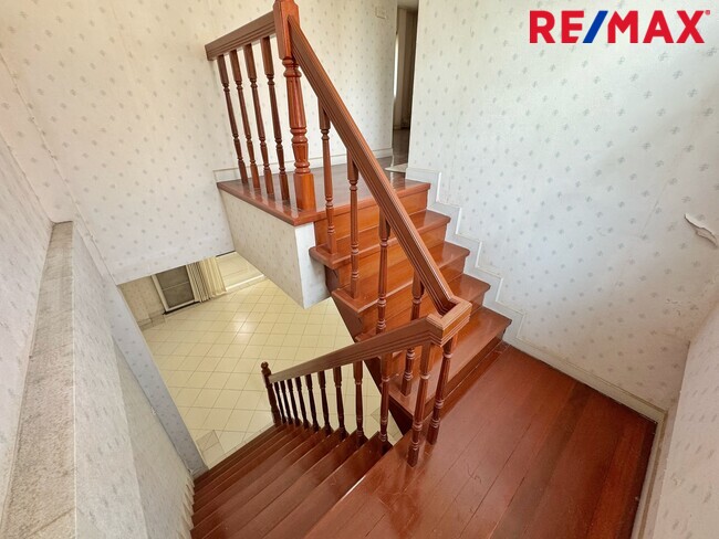 ขายบ้านเดี่ยว บางบัวทอง หมู่บ้าน ศิริวรรณ ชวนชม 66 ตร.ว. หลังริม ถนนเมน บางกรวย ไทรน้อย ใกล้รถไฟฟ้าสายสีม่วง ราคาถูกที่สุดในโครงการ!