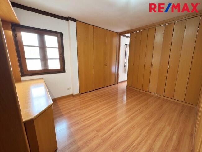 ขายบ้านเดี่ยวเมืองเอก รังสิต 94 ตร.ว. ใกล้ ม.รังสิต และรถไฟฟ้าหลักหก โครงสร้างแข็งแรง ราคาถูกที่สุดในย่าน!