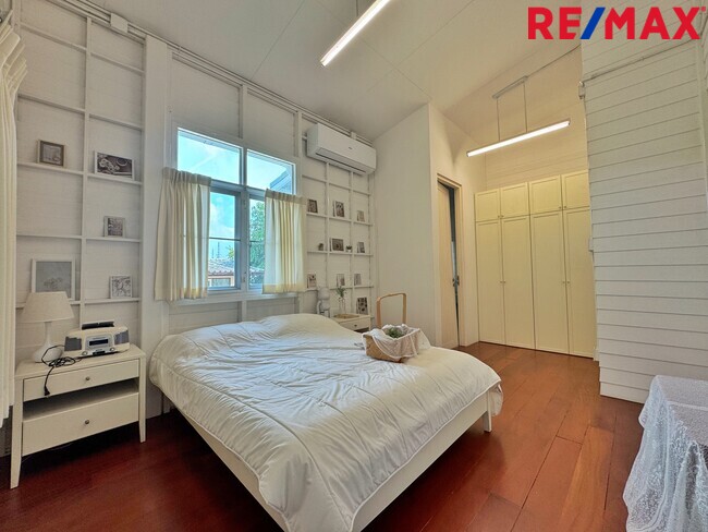 ขาย/เช่า บ้านเดี่ยวสไตล์ Minimal Double Volume 115 ตร.ว. เรวดี 29 นนทบุรี ใกล้รถไฟฟ้าสายสีม่วงและทางด่วน