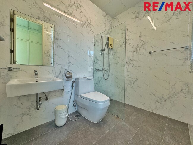 ขาย/เช่า บ้านเดี่ยวสไตล์ Minimal Double Volume 115 ตร.ว. เรวดี 29 นนทบุรี ใกล้รถไฟฟ้าสายสีม่วงและทางด่วน