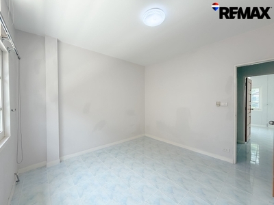 โฮมเพลสรามคำแหง140 (Home Place Ramkhamhaeng) บ้านเดี่ยว 2 ชั้น พื้นที่ 70 ตารางวา โรงเรียนนานาชาติAscot ใกล้รถไฟฟ้าสายสีส้ม สถานีน้อมเกล้า