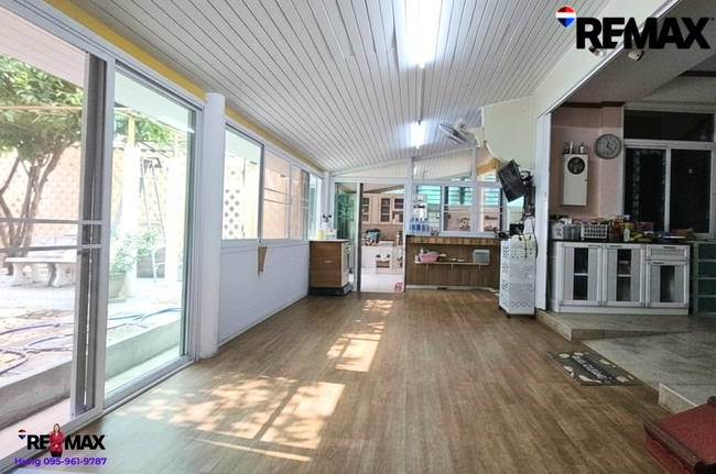 ขาย บ้านเดี่ยว 128 ตร.วา เอกชัย 10/1 บ้านหลังใหญ่ สภาพดี ขายเพียง 6.45 ล้านบาท เข้าซอยเพียง 500 ม. เดินทางสะดวก