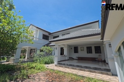 บ้านเดี่ยวลดาวัลย์ ปิ่นเกล้า-พุทธมณฑลสาย 3 ที่ดิน 281 ตารางวา พื้นที่มากถึง 535 ตารางเมตร เพียง 17.7 ล้าน "บ้านหลังใหญ่ที่ใช่ — หายากแล้วในราคานี้"