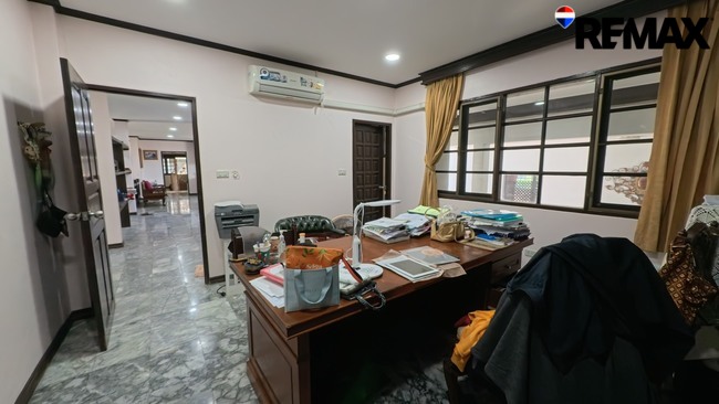 บ้านเดี่ยวลดาวัลย์ ปิ่นเกล้า-พุทธมณฑลสาย 3 ที่ดิน 281 ตารางวา พื้นที่มากถึง 535 ตารางเมตร เพียง 17.7 ล้าน "บ้านหลังใหญ่ที่ใช่ — หายากแล้วในราคานี้"