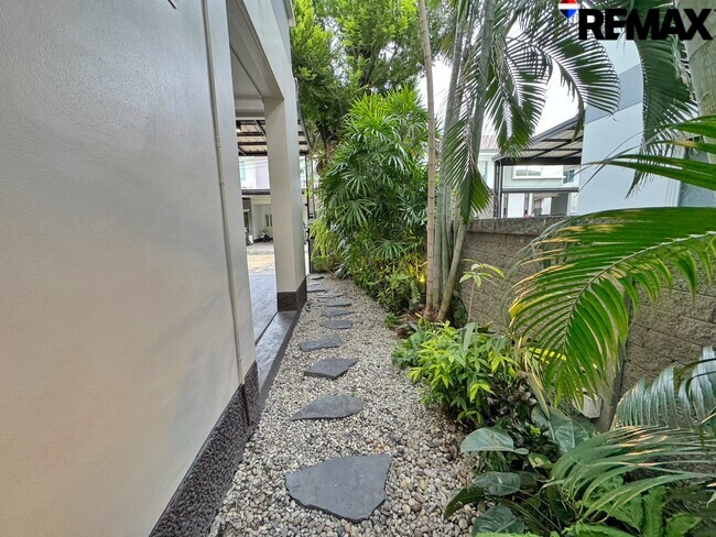 ขายบ้านเดี่ยว Casa Presto ราชพฤกษ์–แจ้งวัฒนะ บ้านสวยพร้อมอยู่ Built-in ทั้งหลัง ราคาถูกที่สุดในโครงการ