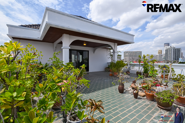 "บ้าน" แบบ Sky Terrace บนเส้น เจริญรัถ ใกล้ Icon Siam!! , 50 ตร.วา, 493 ตร.ม