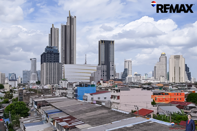 "บ้าน" แบบ Sky Terrace บนเส้น เจริญรัถ ใกล้ Icon Siam!! , 50 ตร.วา, 493 ตร.ม