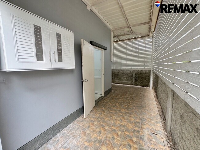 ขายบ้านเดี่ยว Casa Presto ราชพฤกษ์–แจ้งวัฒนะ 50.7 ตร.ว. ต่อเติมครบ พร้อมอยู่ ใกล้ Central Westgate และโรงเรียนนานาชาติ DBS ราคา 5.09 ล้านบาท