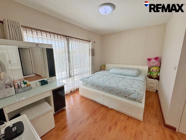 ขายบ้านเดี่ยว Casa Presto ราชพฤกษ์–แจ้งวัฒนะ 50.7 ตร.ว. ต่อเติมครบ พร้อมอยู่ ใกล้ Central Westgate และโรงเรียนนานาชาติ DBS ราคา 5.09 ล้านบาท