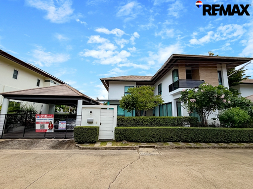 Nirvana Icon Wongwaen-Rama 9 (เนอวาน่า ไอคอน วงแหวนพระราม 9) ใกล้โรงเรียนนานาชาติ Wellington College International School และ มหาวิทยาลัยนานาชาติแสตมฟอร์ด