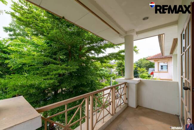 (มาใหม่! ) วรารมย์ ประชาอุทิศ 98, ราคาดีที่สุดในโครงการ!! 76 ตร.วา 229 ตร.ม. 3 ห้องนอน 3 ห้องน้ำ 2 ที่จอดรถ สภาพในบ้าน สบายสวย! ครัว Built ได้ลงตัว