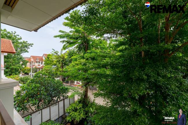 (มาใหม่! ) วรารมย์ ประชาอุทิศ 98, ราคาดีที่สุดในโครงการ!! 76 ตร.วา 229 ตร.ม. 3 ห้องนอน 3 ห้องน้ำ 2 ที่จอดรถ สภาพในบ้าน สบายสวย! ครัว Built ได้ลงตัว