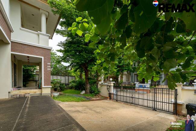 (มาใหม่! ) วรารมย์ ประชาอุทิศ 98, ราคาดีที่สุดในโครงการ!! 76 ตร.วา 229 ตร.ม. 3 ห้องนอน 3 ห้องน้ำ 2 ที่จอดรถ สภาพในบ้าน สบายสวย! ครัว Built ได้ลงตัว